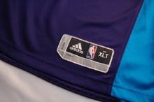 Load image into Gallery viewer, Vintage New Orleans Hornets Long Sleeve Jersey [XL]
