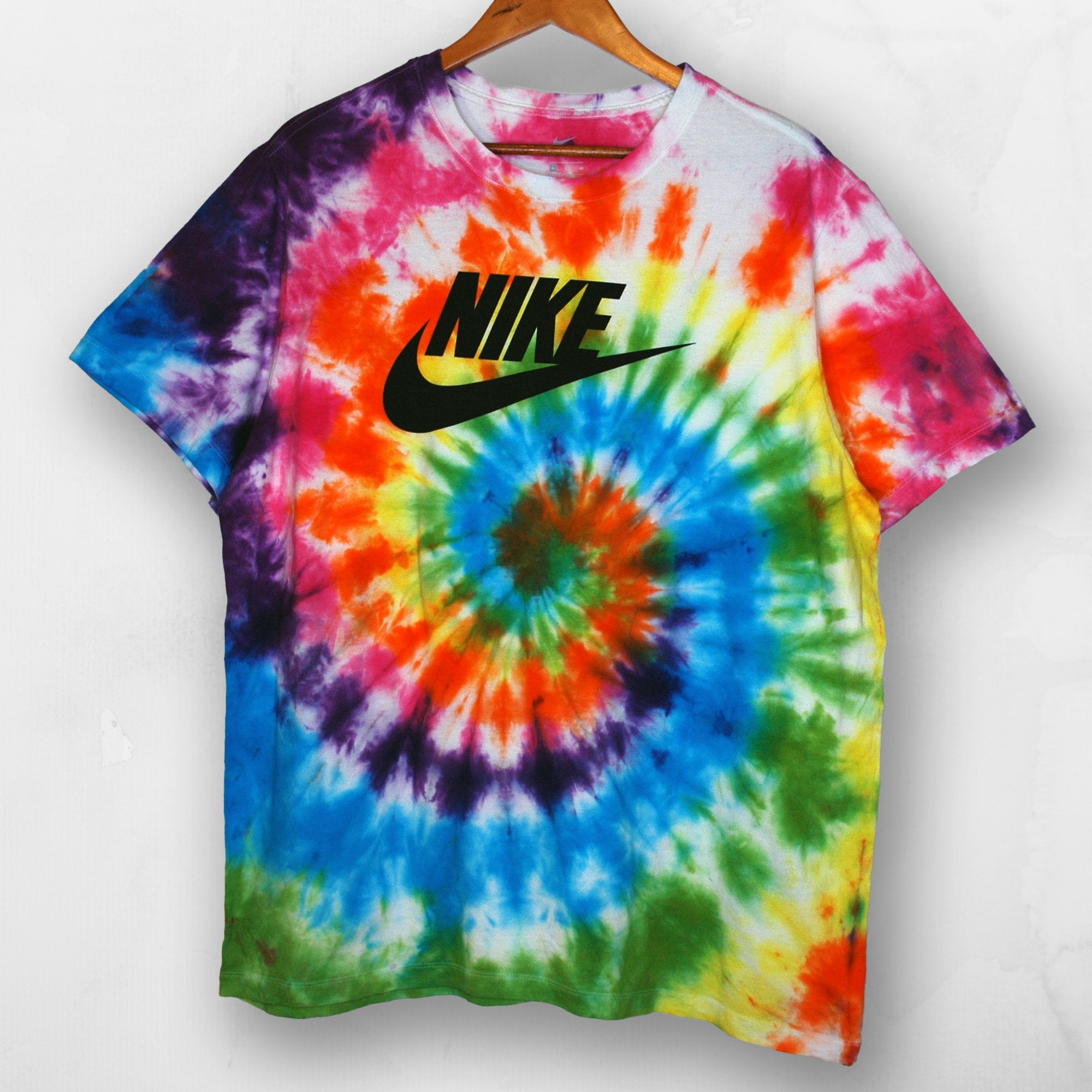 Nike shirt rainbow online