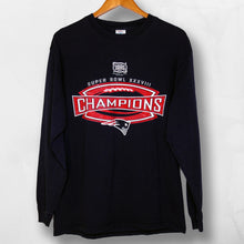Load image into Gallery viewer, Vintage New England Patriots Super Bowl Champions Long Sleeve T-Shirt [L]

