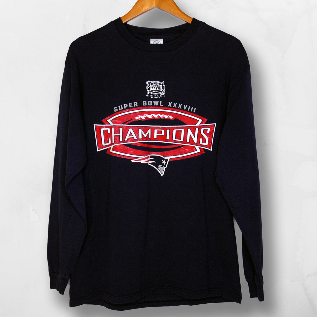 Vintage New England Patriots Super Bowl Champions Long Sleeve T-Shirt [L]