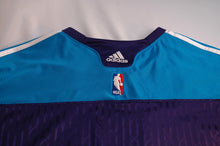 Load image into Gallery viewer, Vintage New Orleans Hornets Long Sleeve Jersey [XL]
