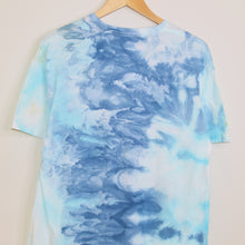 Load image into Gallery viewer, Tie Dye Memphis Tigers T-Shirt [L]
