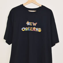 Load image into Gallery viewer, Vintage New Orleans Mardi Gras T-Shirt [XL]
