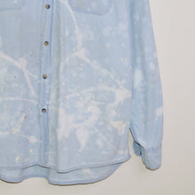 Load image into Gallery viewer, Vintage Distressed Wrangler Denim Button Down [L]
